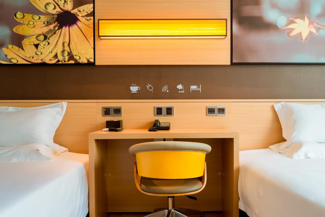 Iu Hotel Zhanjiang Haibin Avenue Xinhaimingchen Exteriér fotografie